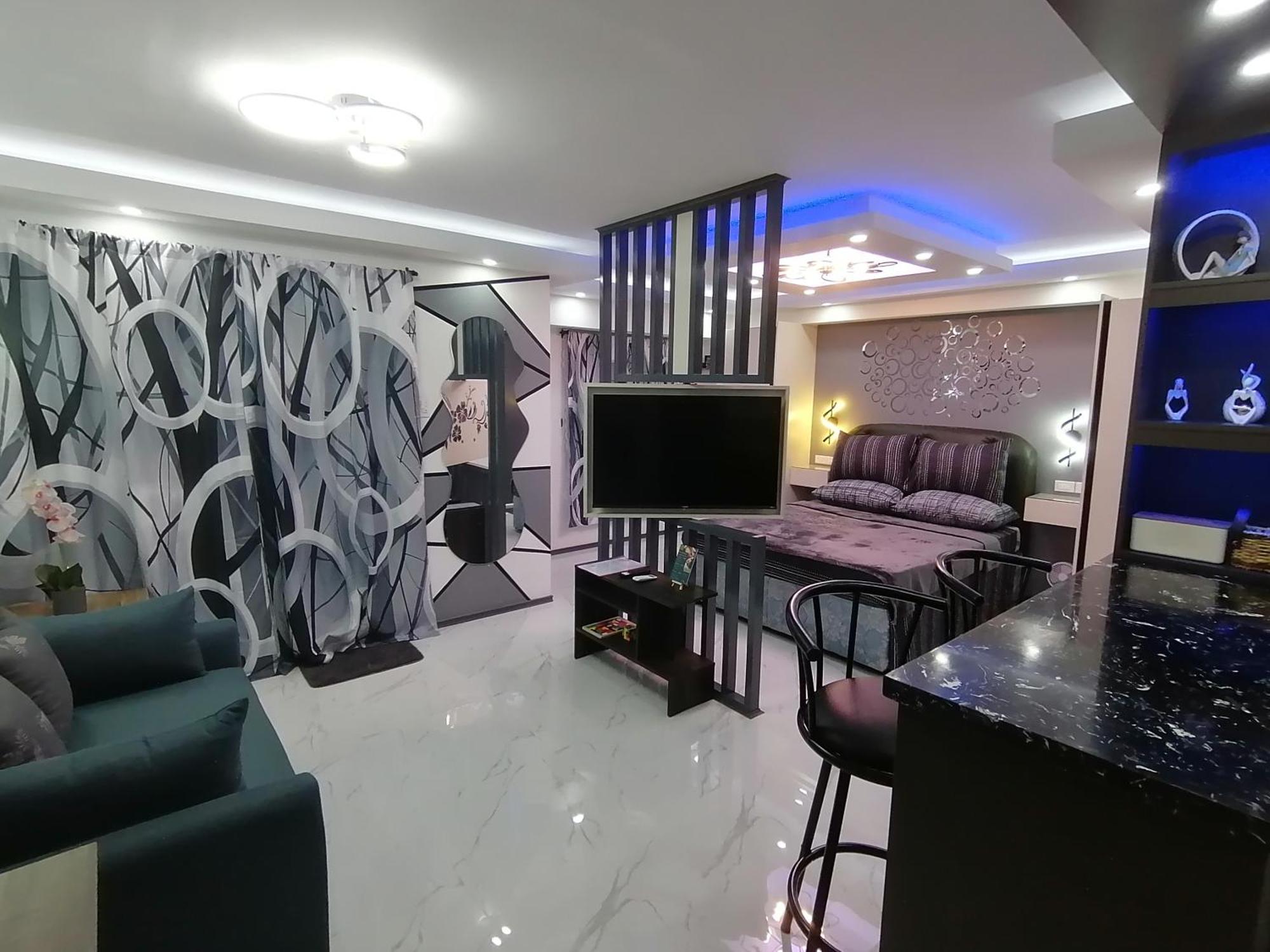 Condo Azur Suites B316 Near Airport, Netflix, Stylish, Cozy With Swimming Pool 麦克坦 外观 照片